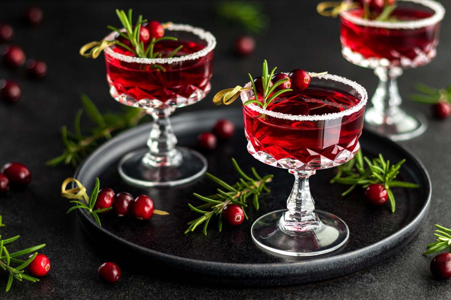 Wodka Cranberry Cocktail mit Rosmarin | Crane Cuisine