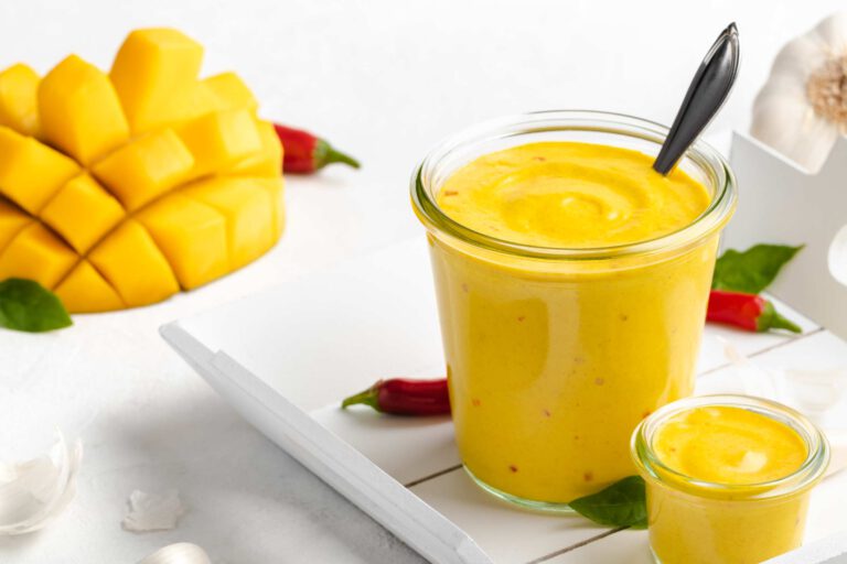 Mango Aioli mit Chili (aus schneller Mayonnaise ohne Ei)