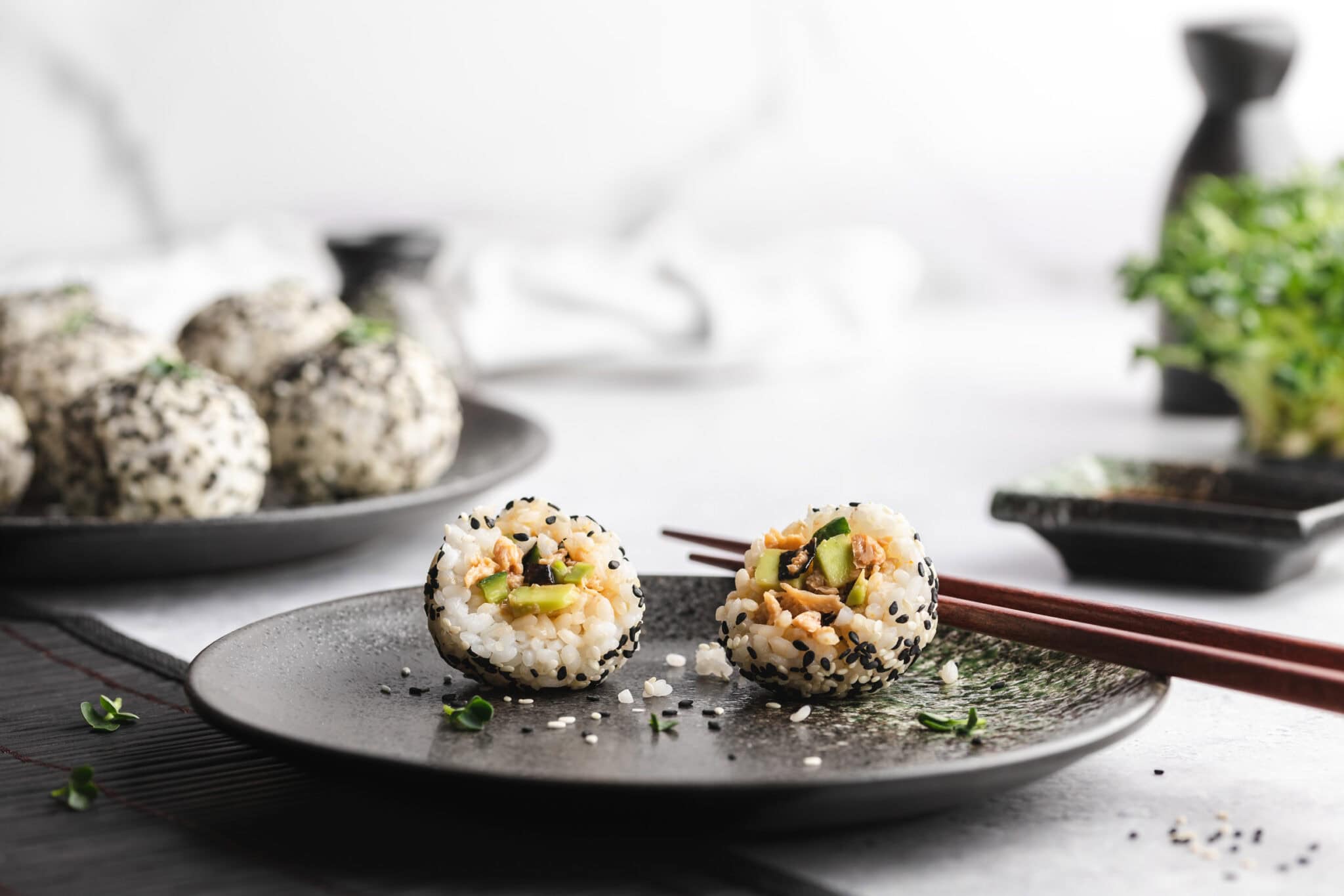 Salat mit gebackenem Ziegenkäse mit Honig und Walnüssen